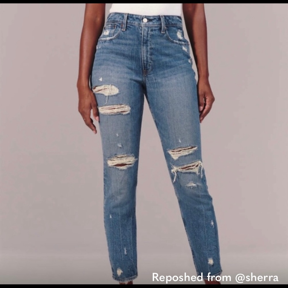 Abercrombie & Fitch Curve Love Ultra High Rise Ankle Straight Jeans Size 29 / 8R